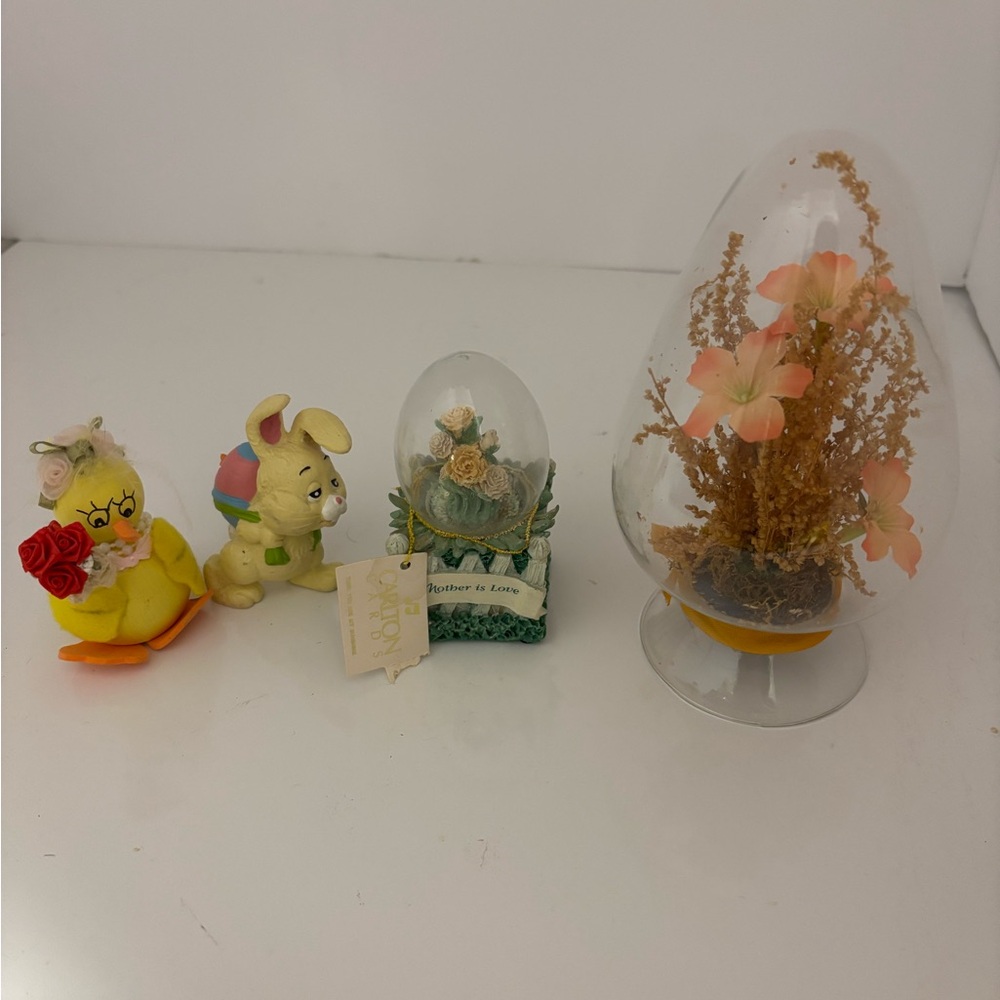 Figurine Set with Floral Eggs